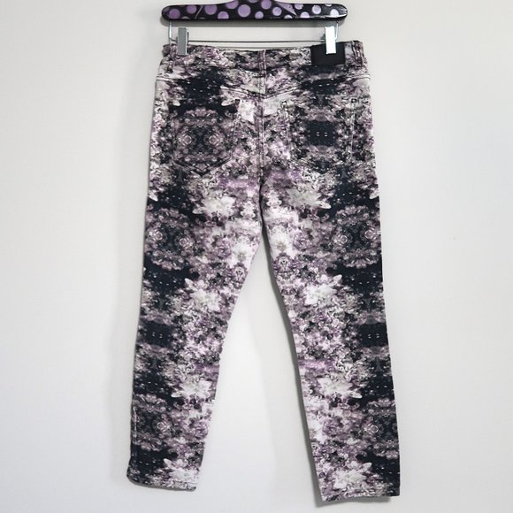 DKNY Crystal Print Multi Colored Jeggings 6 - Picture 2 of 10